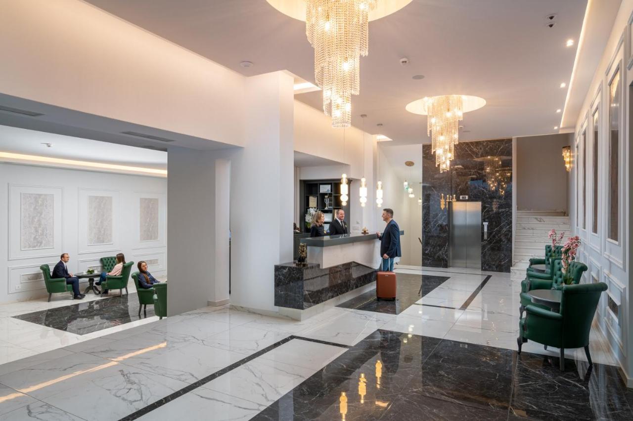 Hotel Leul De Aur Sebeş المظهر الخارجي الصورة