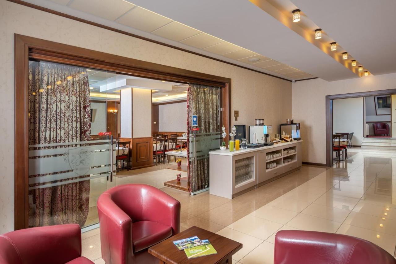 Hotel Leul De Aur Sebeş المظهر الخارجي الصورة